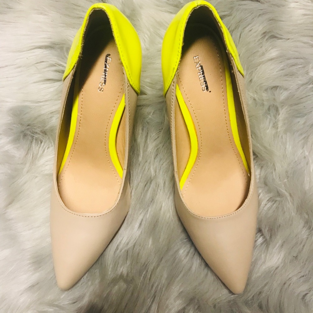 🔥💫Brand New Leather Express Nude/Neon Heels✨💥